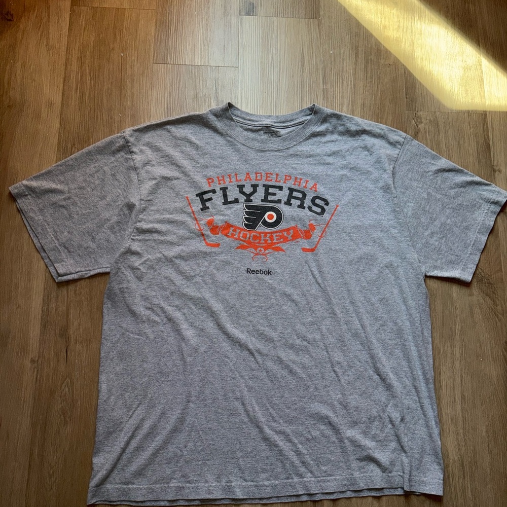 Reebok Gray Philadelphia Flyers Hockey Tee
